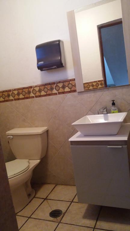 Hostal Avante Toluca Esterno foto