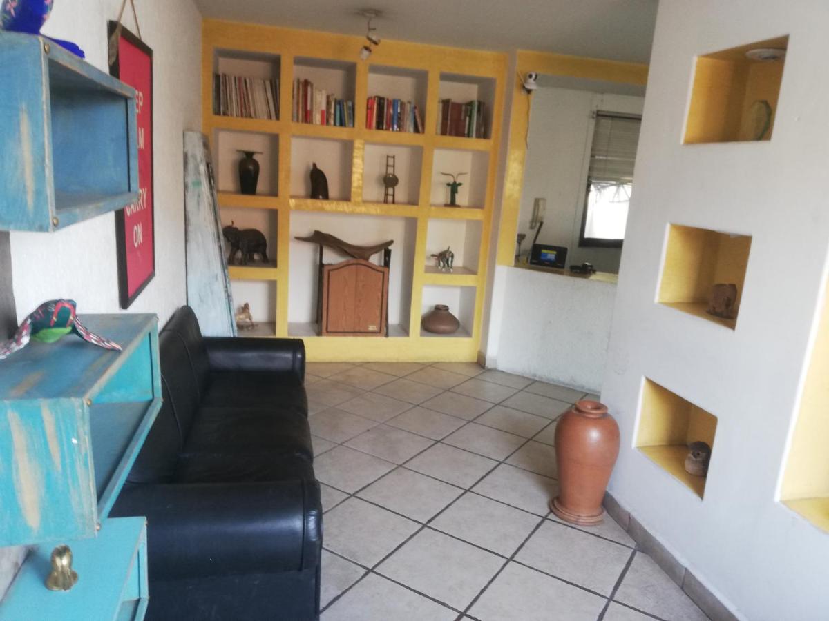 Hostal Avante Toluca Esterno foto